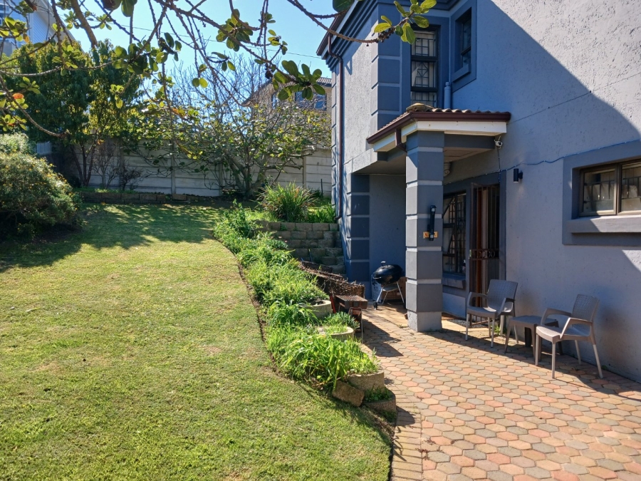 4 Bedroom Property for Sale in Dana Bay Western Cape